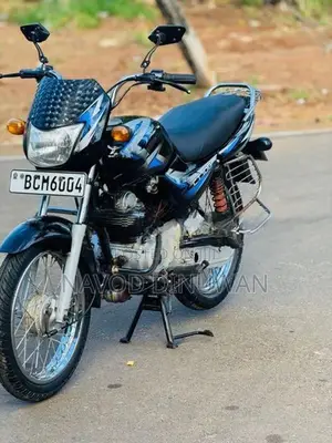 Bajaj CT100 2015