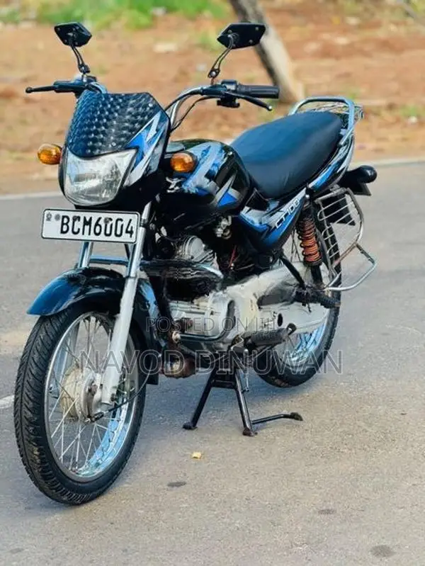 Bajaj CT100 2015