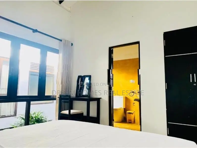 Modern and Beautiful 3-Bedroom Home For Sale Athurugiriya