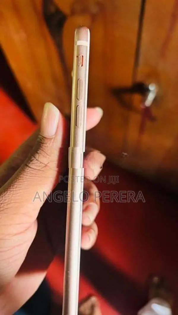 Apple iPhone 8 Plus (Used)
