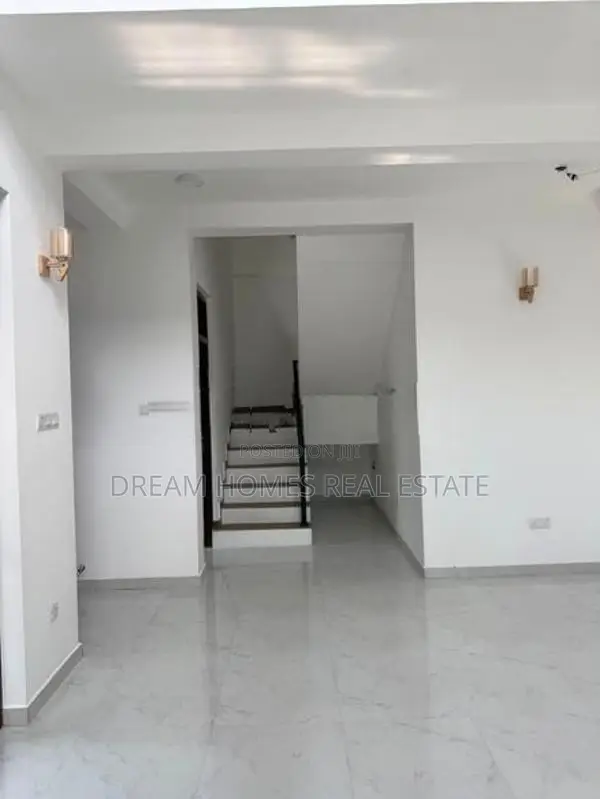 Modern Two-Storey Family Home for Sale Athurugiriya