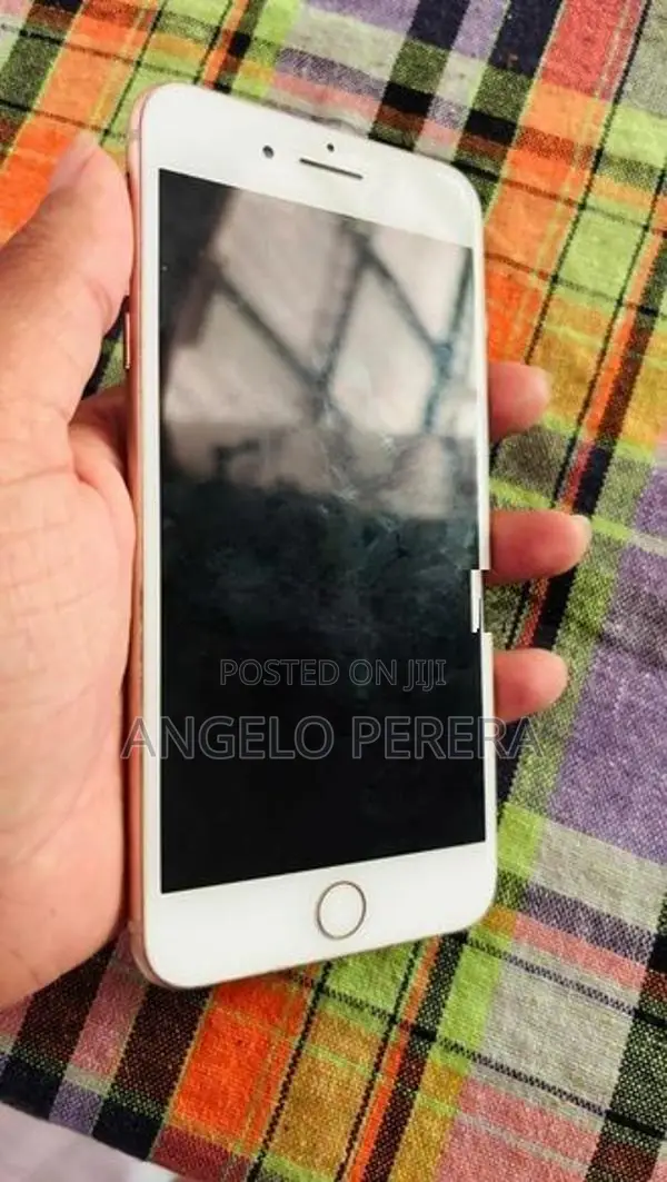 Apple iPhone 8 Plus (Used)