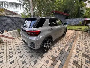 Toyota Raize Z Hybrid 2023
