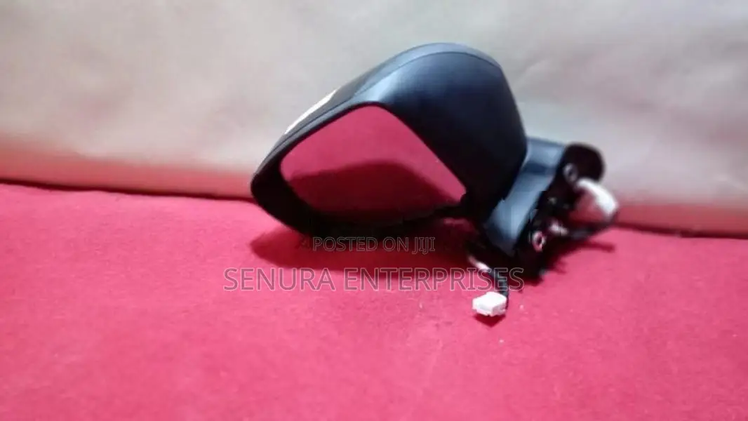 Toyota Roomy M900 Side Mirror LH