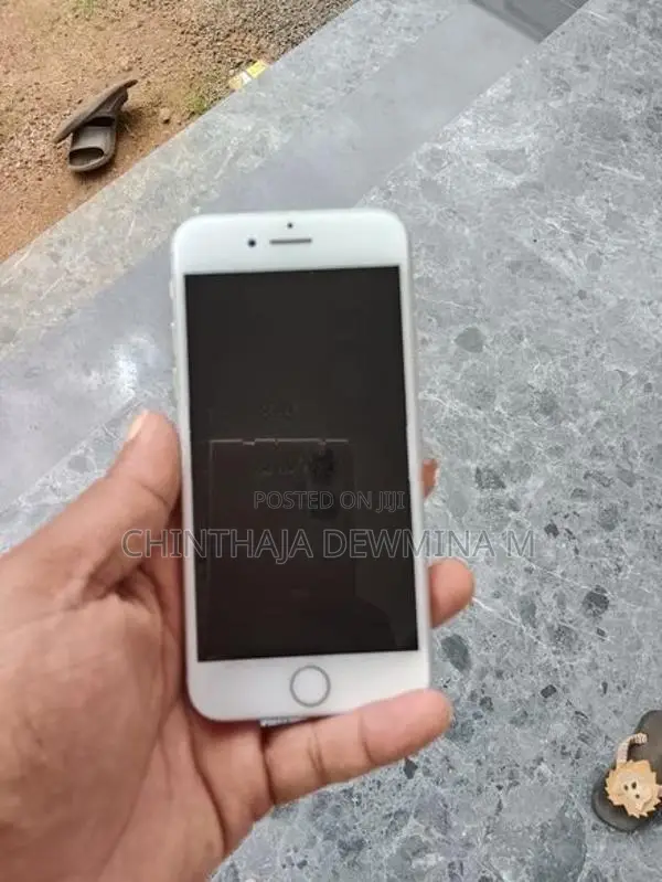 Apple iPhone 7 (Used)