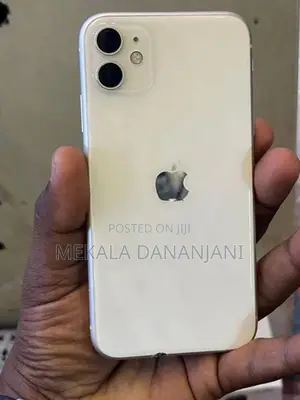 Apple iPhone 11 128GB (Used)
