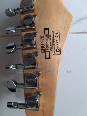 Ibanez 230 Hs Guitar