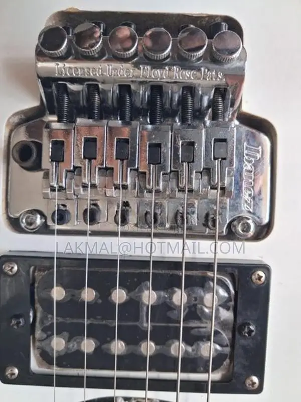 Ibanez 230 Hs Guitar
