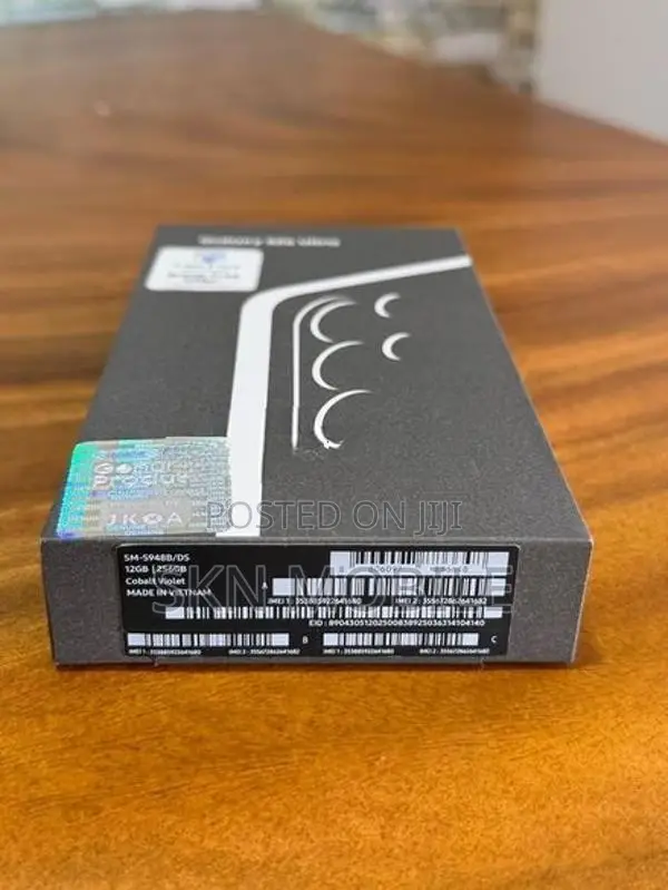 Samsung Galaxy S26 Ultra 12GB256GB (Brand New)
