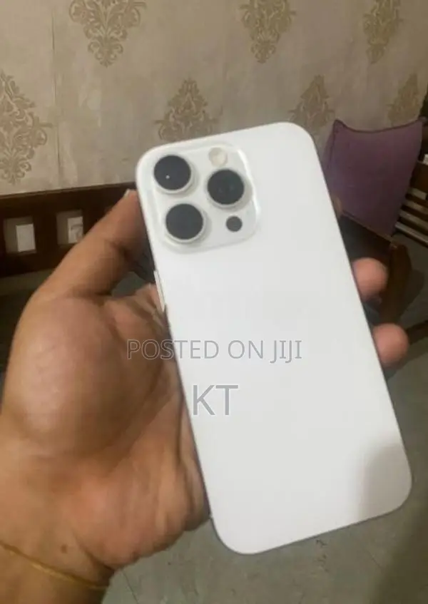 Apple iPhone 16 Pro (Used)