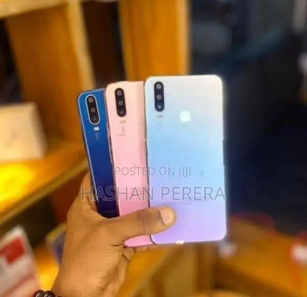 Vivo Y17 8GB 256GB (Used)