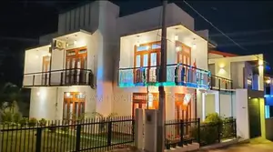 Mattegoda 13 Perch with Luxury House for Sale