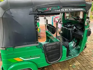 Bajaj RE 4 stroke 2014