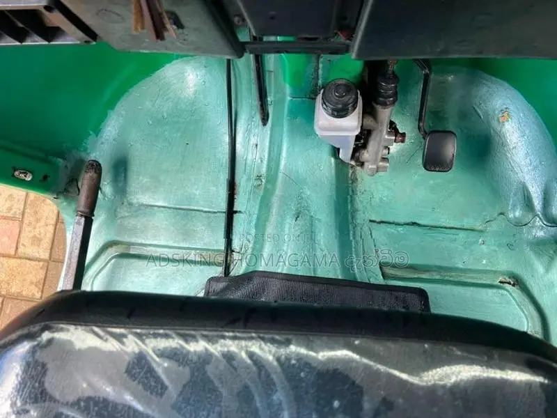 Bajaj RE 4 stroke 2014