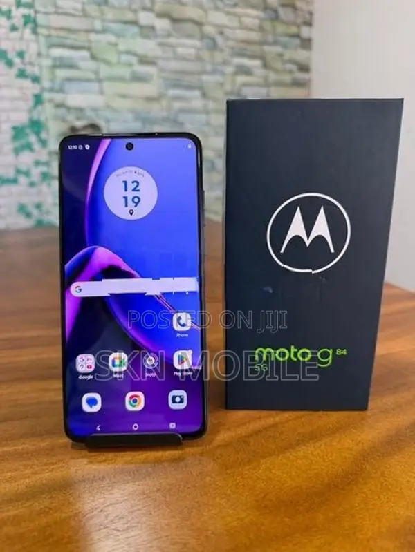 Moto G84 12GB 256GB 5G (Used)
