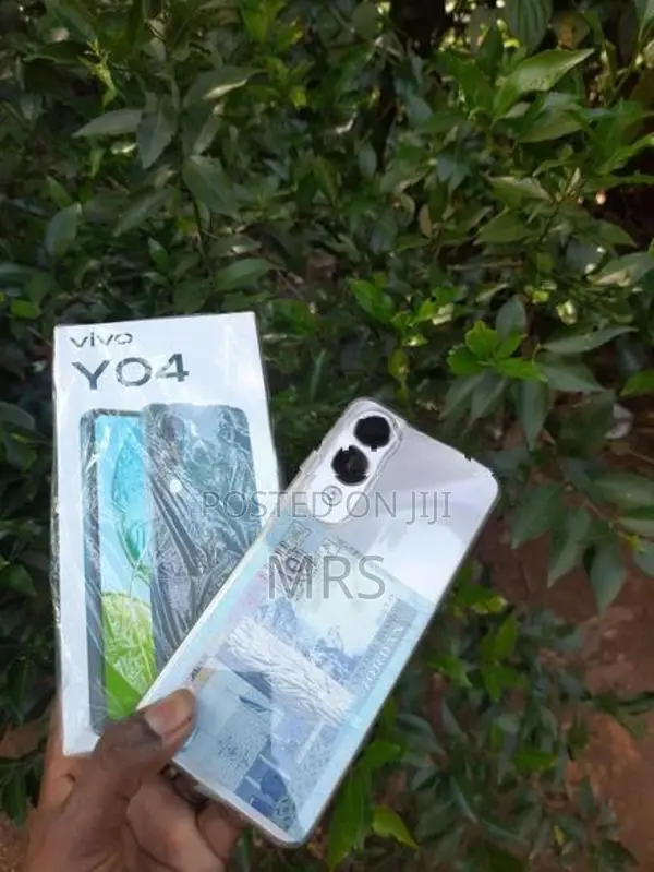 Vivo Y04 4GB 128GB (Used)