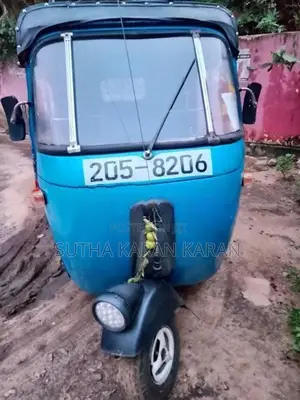 Bajaj RE 1999