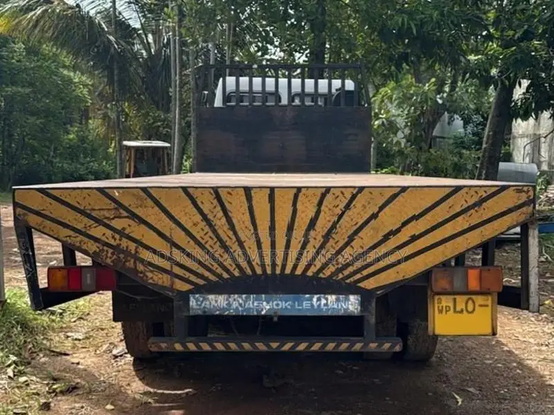 Ashok Leyland Taurus 2518 Ten wheel Lorry 2018