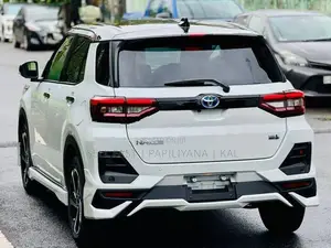 Toyota Raize Z Premium Bodykit BN 2026