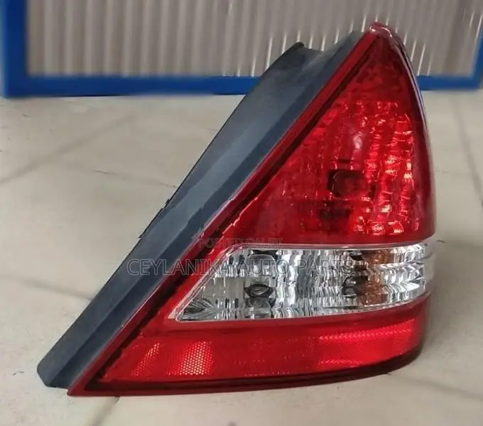 Nissan Tiida Tail Lamp
