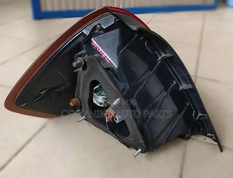 Nissan Tiida Tail Lamp
