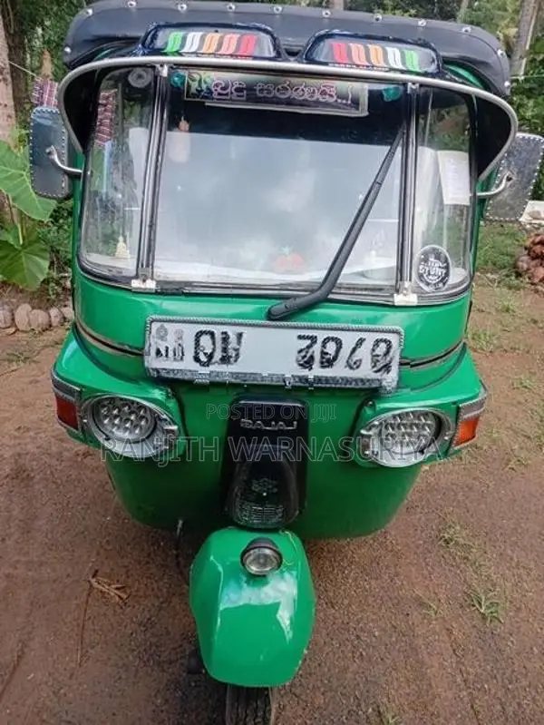 Bajaj RE 2009
