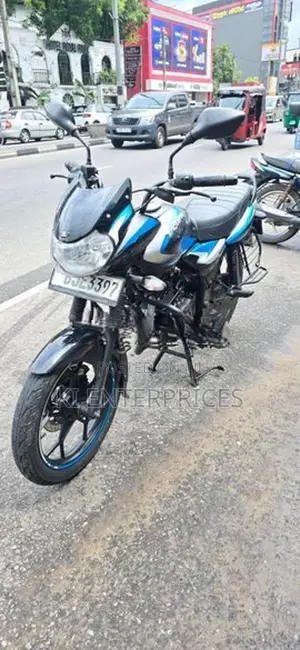 Bajaj Discover 125 2023