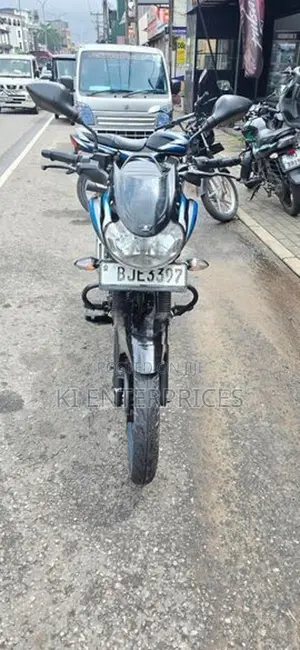 Bajaj Discover 125 2023