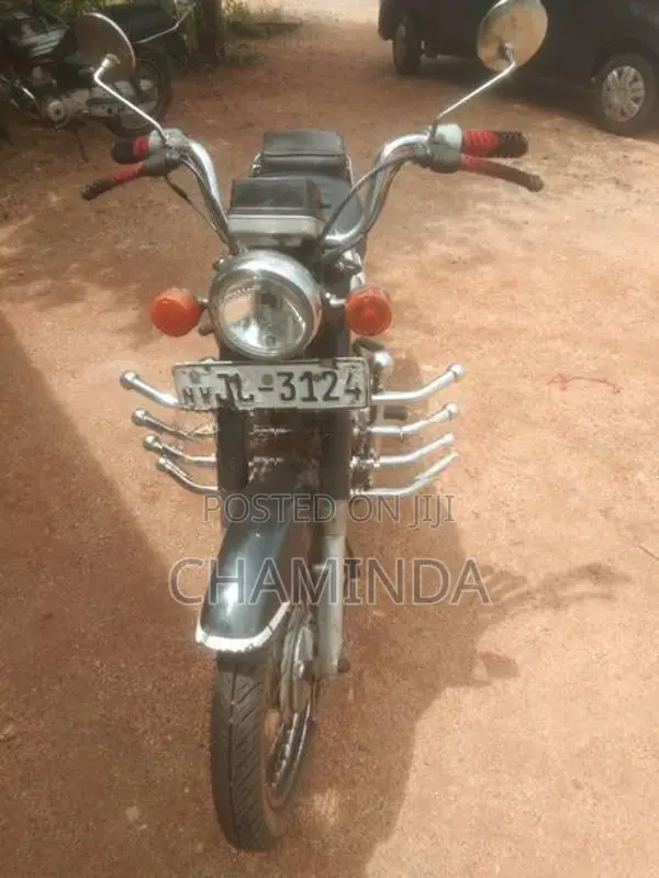 Honda Benly 2004