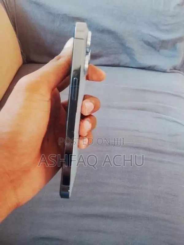 Apple iPhone 13 Pro (Used)