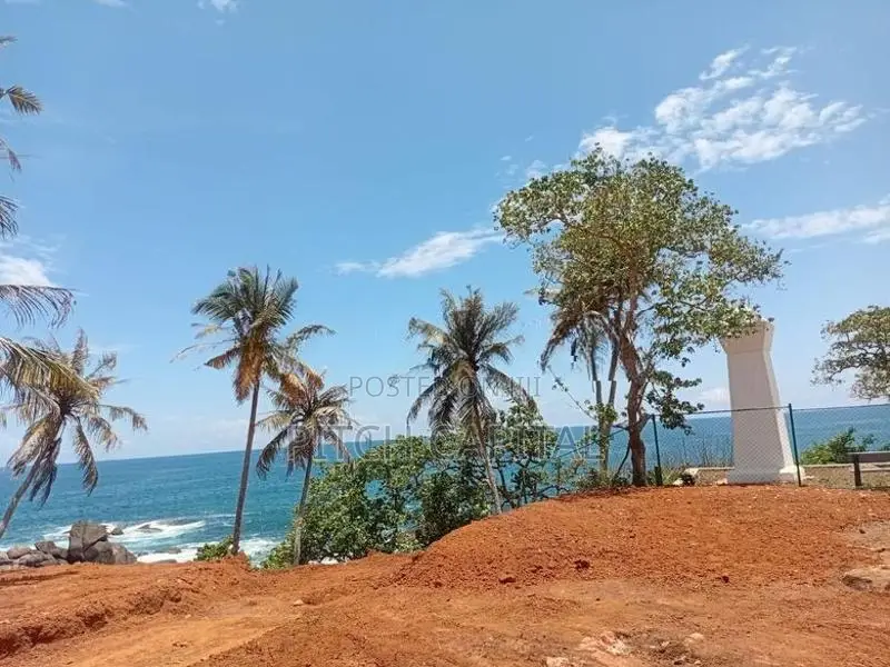 Deundara Beach Front Land Plot