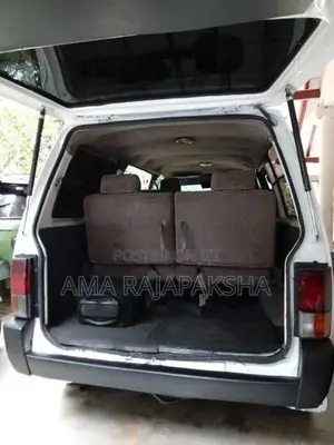 Nissan Vanette 1990