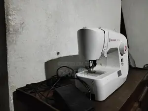 Singer M1155 Sewing Machine