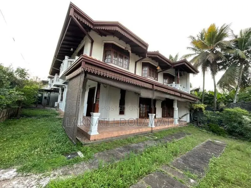 Two-Storey Commercial Property for Rent in Kottawa