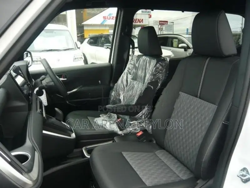 Toyota Noah 2025