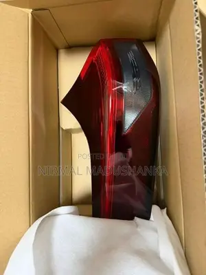 Nissan X-Trail Tail Light