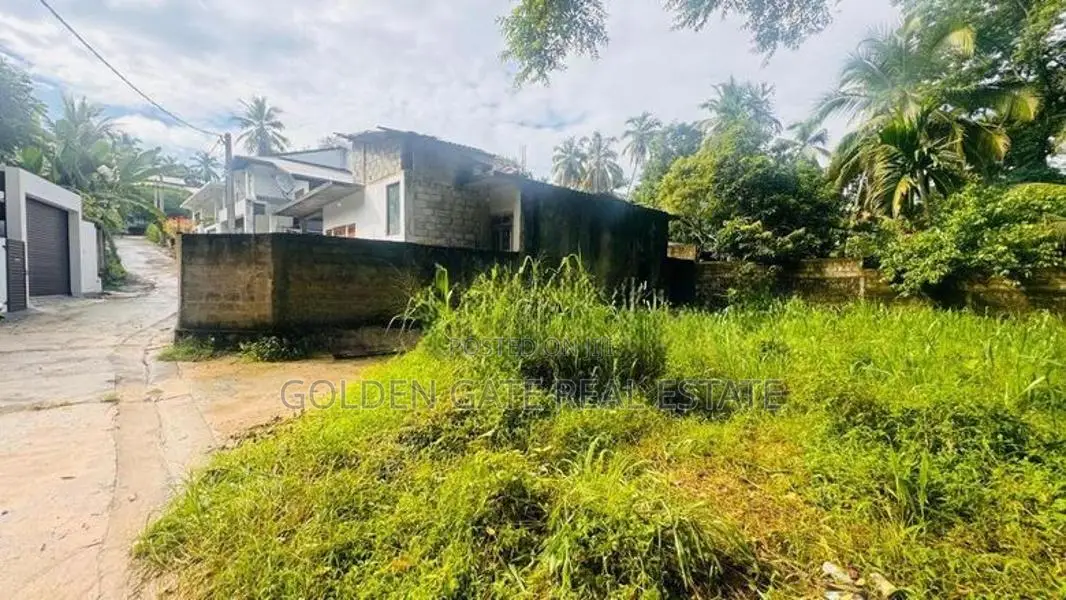 Kadawatha Residential Land for Sale