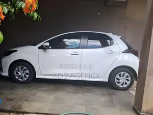 Toyota Yaris X safety 4 way cam 2024