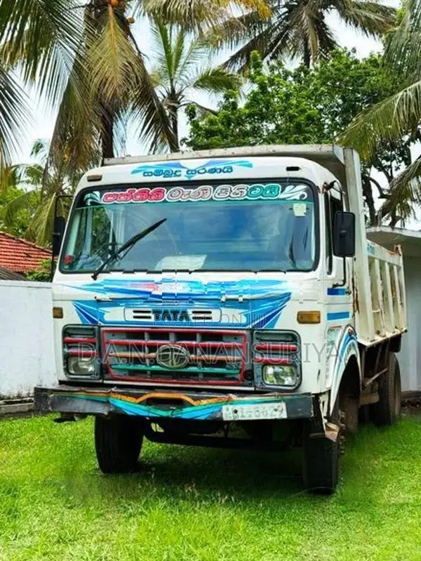 Tata Tipper 1615 2011