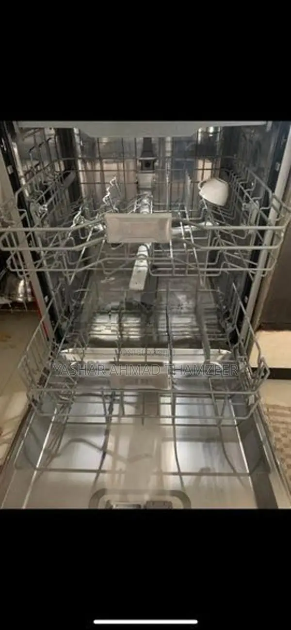 Ignis Dishwasher