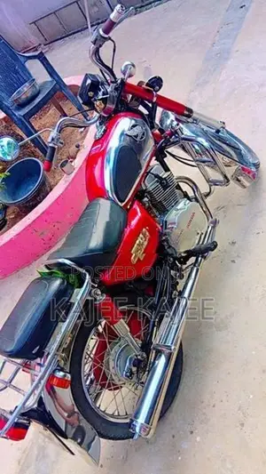 Honda CD 125 2006