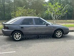 Mazda Astina 1991