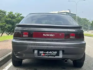 Mazda Astina 1991