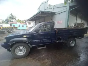 Tata 207 2010