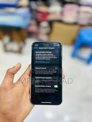 Apple iPhone XR (Used)