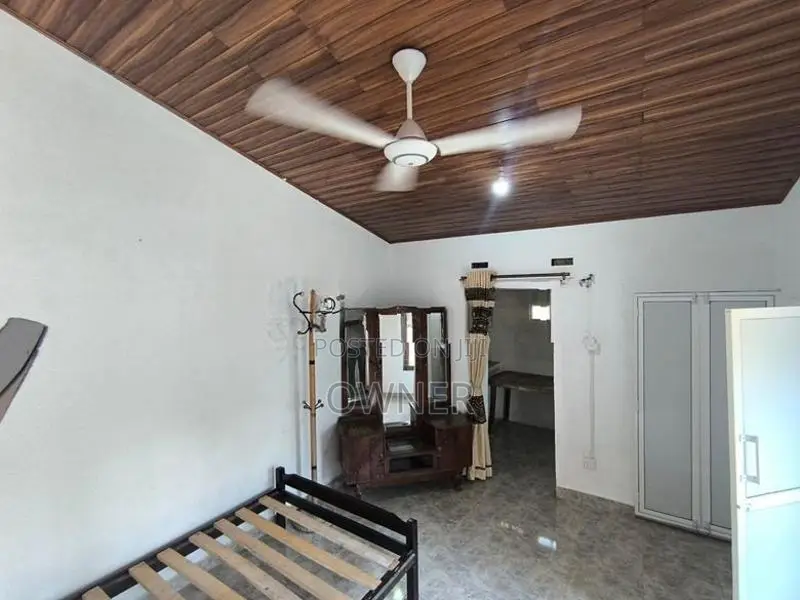 House for Rent in Pitakotte