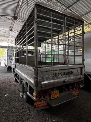 Mitsubishi Canter Single Wheel 2015