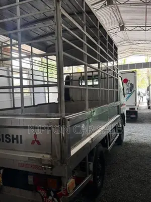Mitsubishi Canter Single Wheel 2015
