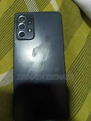 Samsung Galaxy A72 (Used)