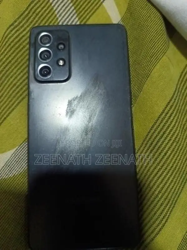 Samsung Galaxy A72 (Used)